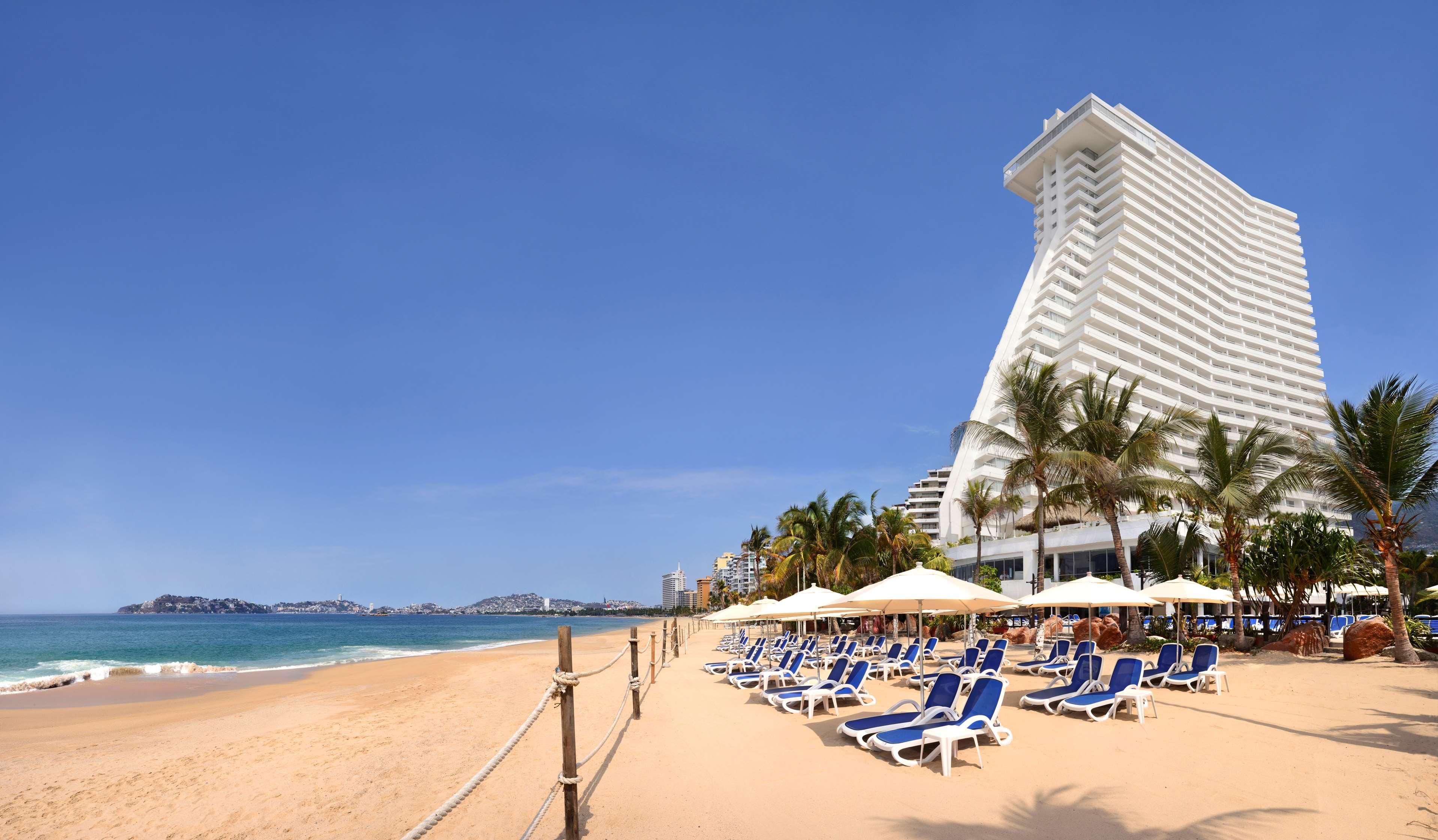 Hs Hotsson Hotel Acapulco Buitenkant foto Hilton Pattaya