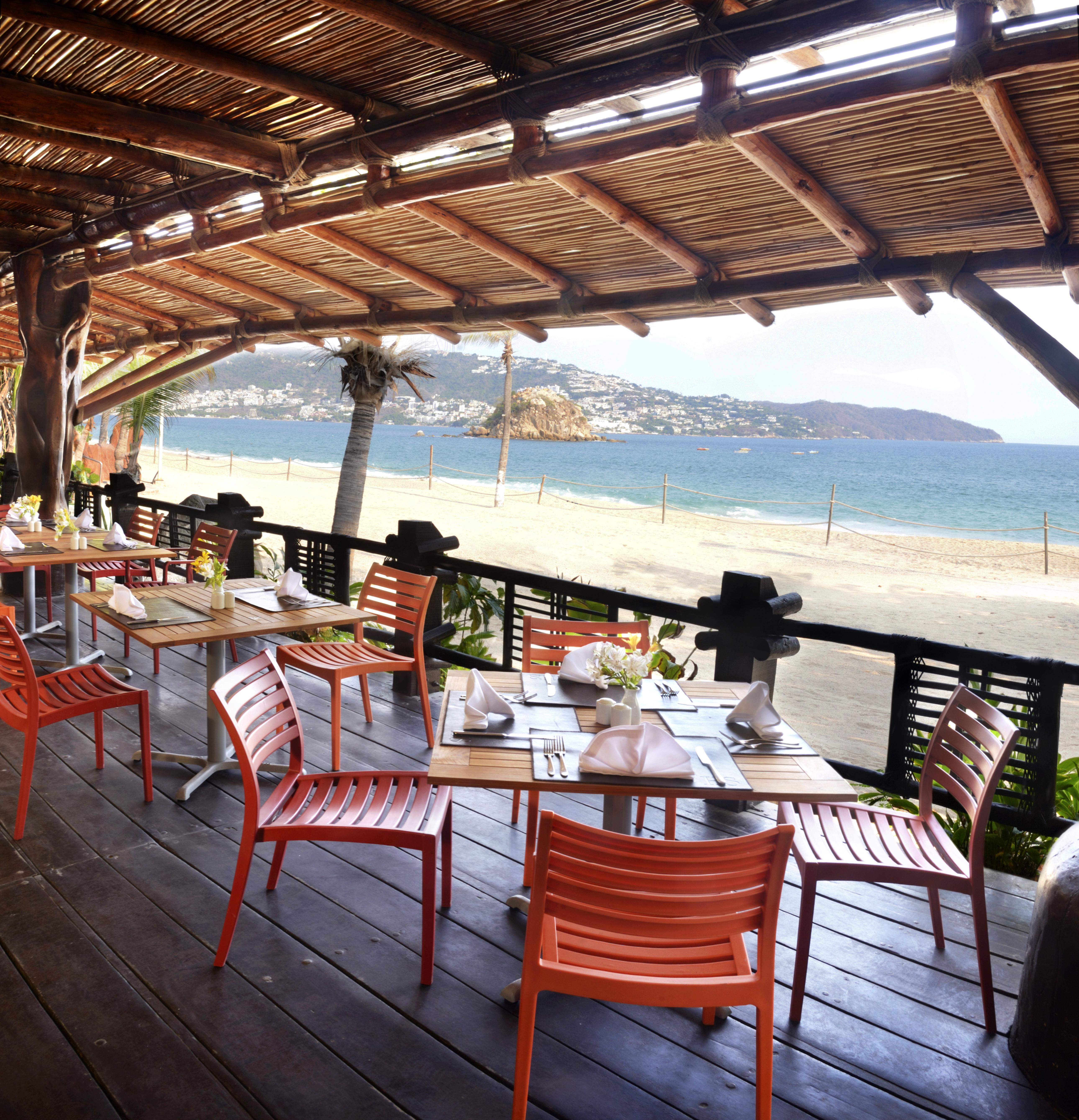 Hs Hotsson Hotel Acapulco Buitenkant foto Beachfront restaurant in Puerto Vallarta